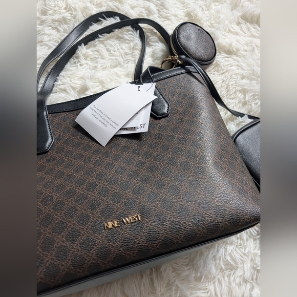 Set Nine West Jordi Trap Shoulder Tote Bag and Crossbody - Picture 5 of 12